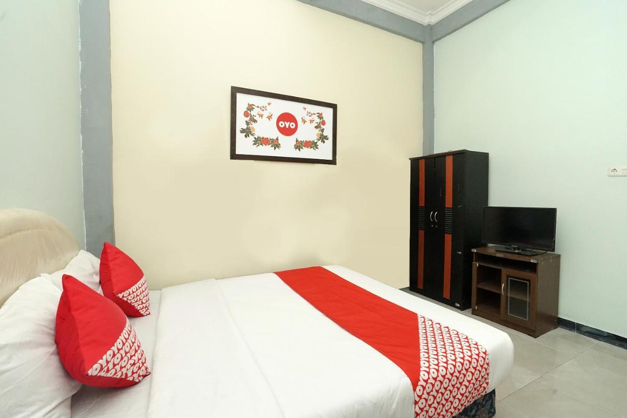 Kartika Syariah Homestay By Stayku Surabaya Kültér fotó