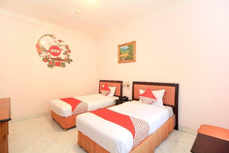 Kartika Syariah Homestay By Stayku Surabaya Kültér fotó