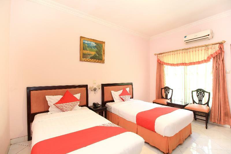Kartika Syariah Homestay By Stayku Surabaya Kültér fotó
